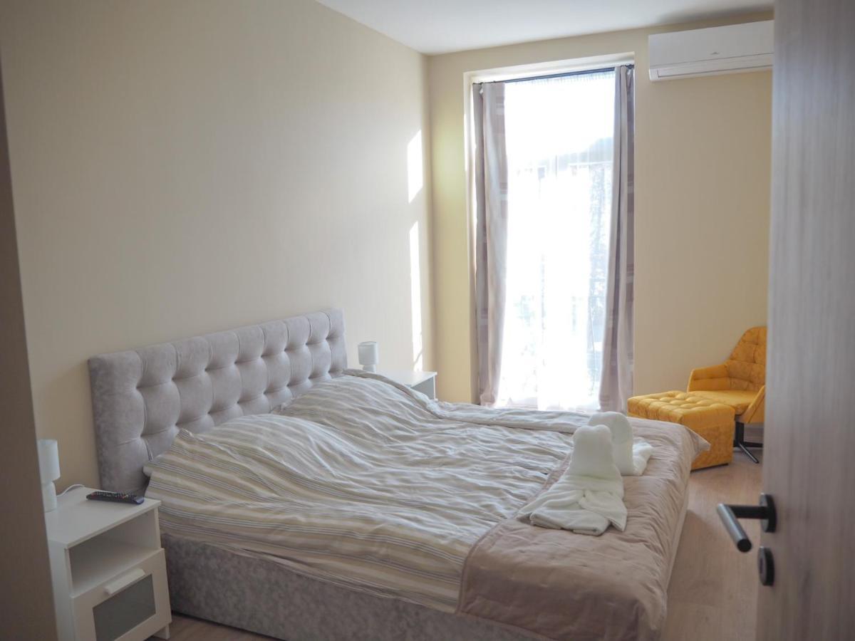 Holiday Apartmanház Harkány Exterior foto